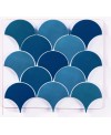 Carrelage écaille de poisson bleu nuancé brillant 12.6x6.2X0.9cm pâte blanche pour le mur natsquama turchese