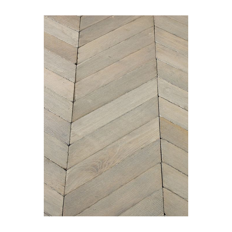 Parquet point de hongrie ancien chêne français vieilli vieux gris chêne massif , ép : 14 mm , largeur 80 et 110mm