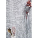 Emaux de verre antiderapant deux couleurs piscine mosaique salle de bain combi-4 2.5x2.5cm sur trame.