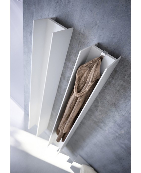 Sèche-serviette radiateur électrique contemporain vertical design