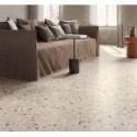 Carrelage effet terrazzo mat 60x60cm, 90x90cm et 120x120cm rectifié sur fond taupe, santadeconcrete medium sand