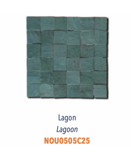 Mosaique zellige salle de bain crédence cuisine D 5x5cm bleu lagon sur trame 30x30cm