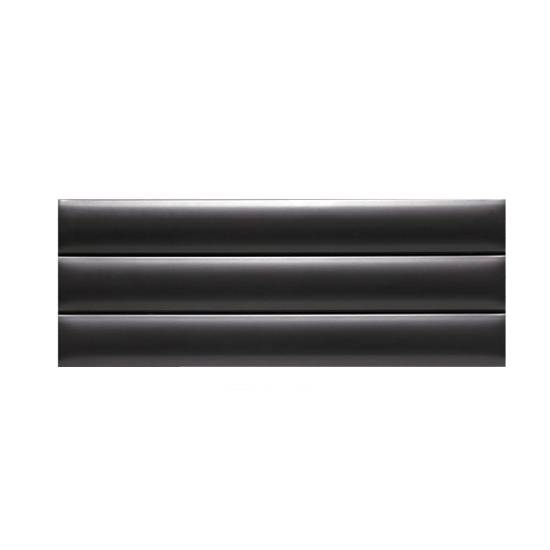 Carrelage baton arrondi en relief noir satiné ingélif pour le mur et la façade 15x40cm natucsalsa black