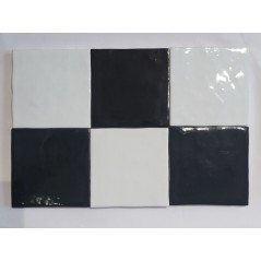 Carrelage effet zellige marocain fait main damier noir et blanc brillant 10x10cm pour le mur estix zel 