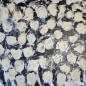Peinture contemporaine, multitête de près acrylique sur toile 100x100cm, foule en ivoire et noir